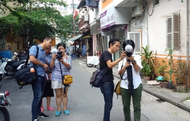 Phim tài liệu